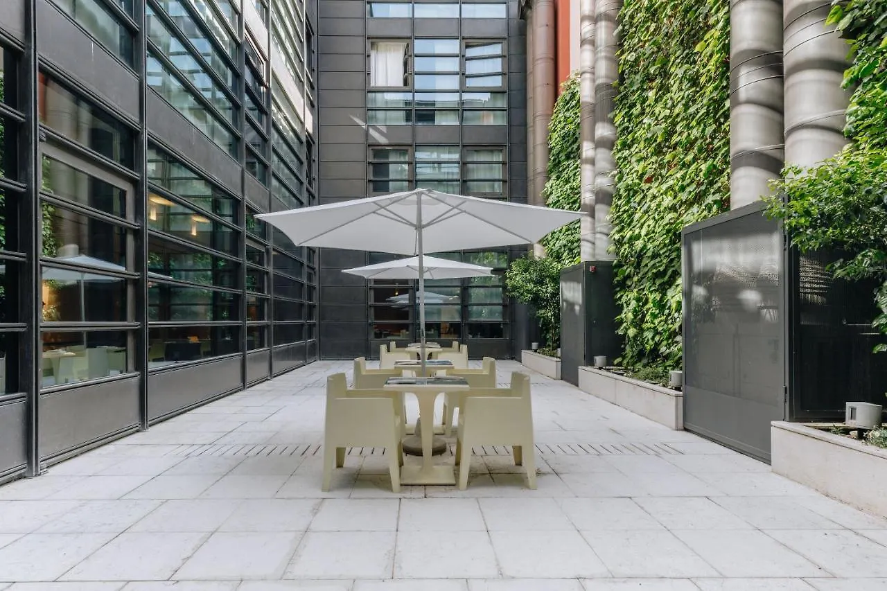 Dellearti Design Hotel Cremona 4*,  İtalya